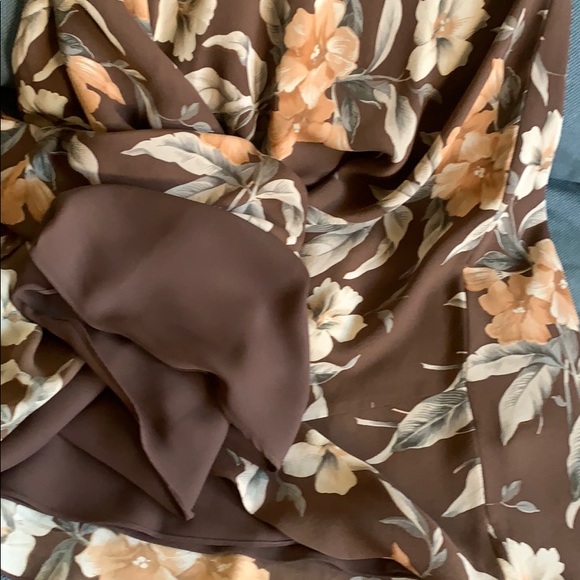 SILK JNY NEW skirt 37” long,14”waist - Picture 8 of 10